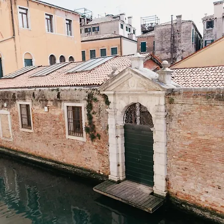 Riomarin2 Canalview, Ac, Wf, 10 Min From Bus Or Train Appartement Venise